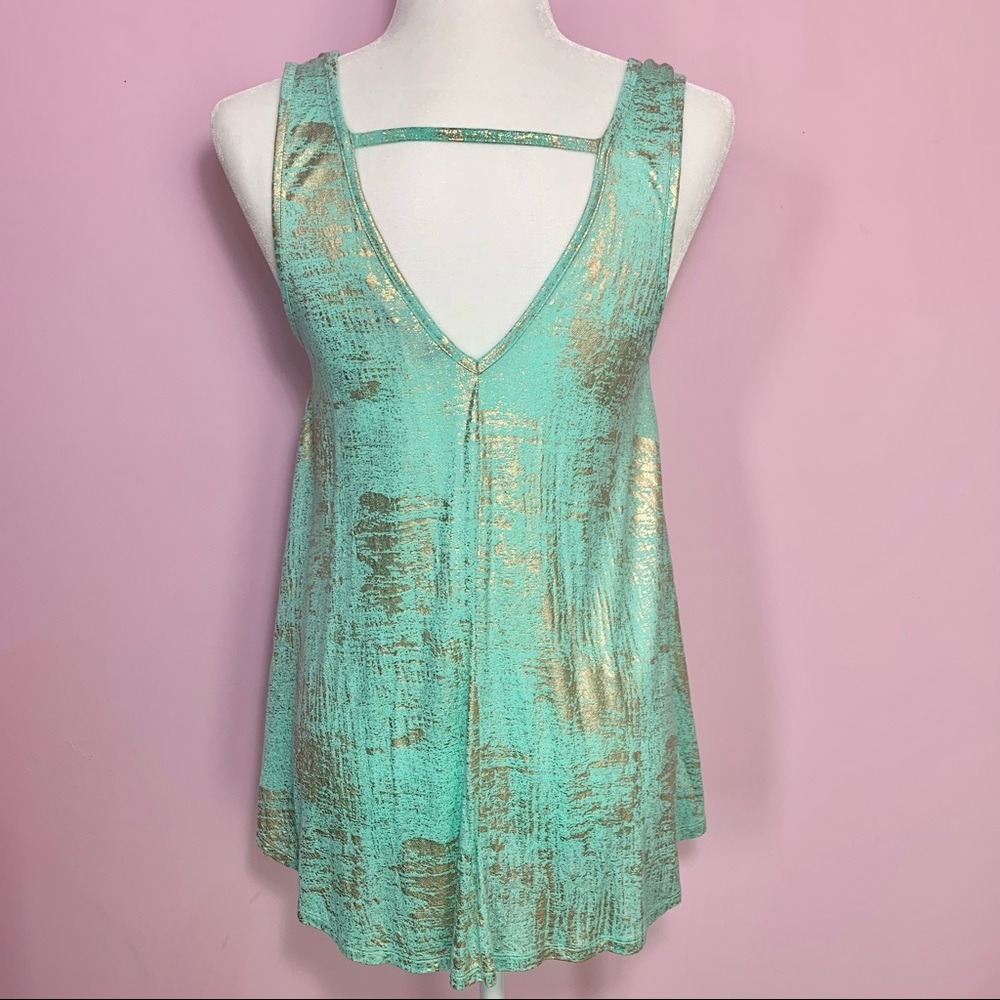 Jennifer Lopez Tank - Picture 4 of 7